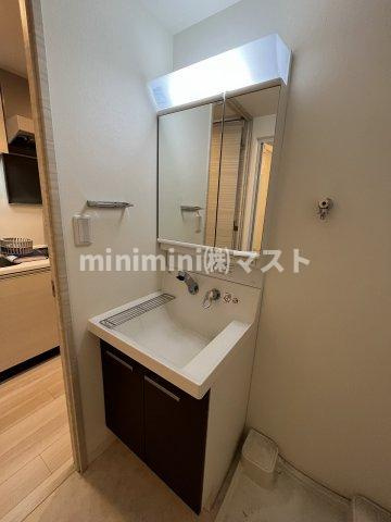 大阪市西区京町堀１丁目の賃貸マンションの洗面所