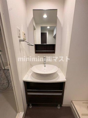 大阪市西区新町１丁目の賃貸マンションの独立洗面台