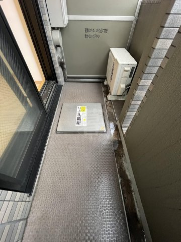ルーブル多摩川九番館のバルコニー