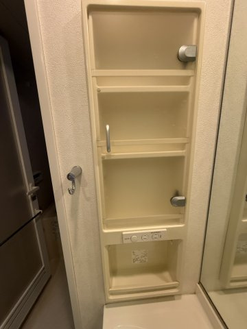 カスタリア神保町の収納