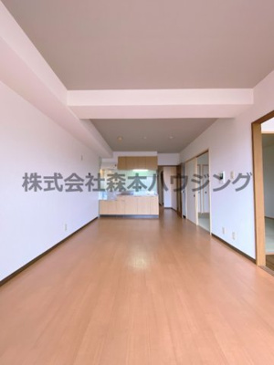 【居間・リビング】 | 　ブランカ・ベルヴィル | 使いやすいリビングです