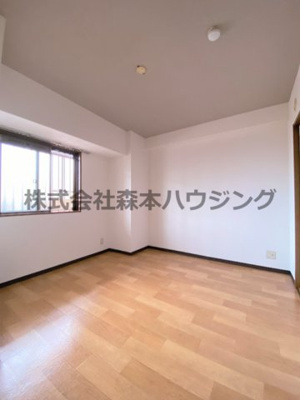 【洋室】 | 　ブランカ・ベルヴィル | 使い勝手のいい洋室です