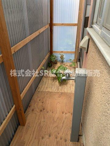 額田町中古テラスハウスの設備|洗濯機置場は外にあります