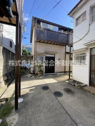 額田町中古テラスハウスの前面道路含む現地写真|前面道路含む現地写真です