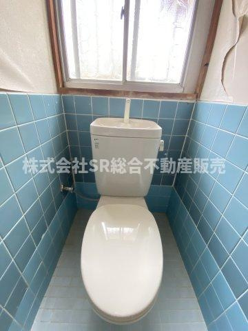 額田町中古テラスハウスのトイレ|清潔感のあるトイレです
