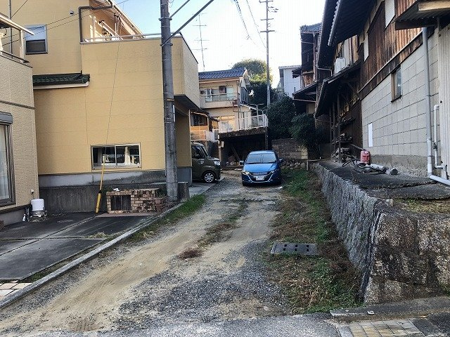 福角町土地の前面道路含む現地写真