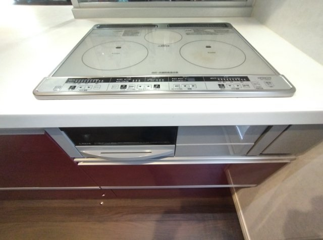 松山市和泉北４丁目の中古一戸建のキッチン|キッチンです