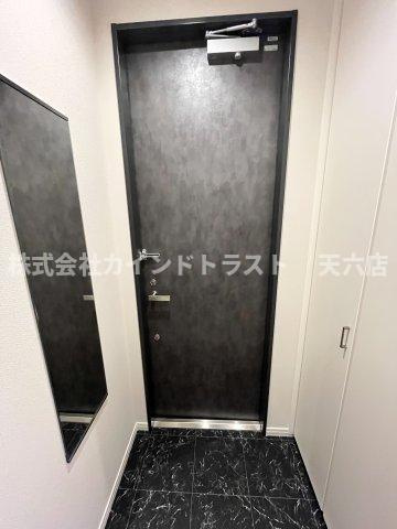 内代レジデンスノースの玄関|収納もある玄関です