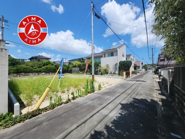 福岡市早良区飯倉4丁目第1-2棟（1号棟）の前面道路含む現地写真|見学の時間などお気軽にお問い合わせ下さい。