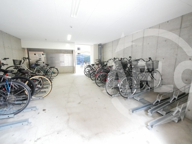 Uresidence京橋のその他共用部分|ラグゼ都島　駐輪場