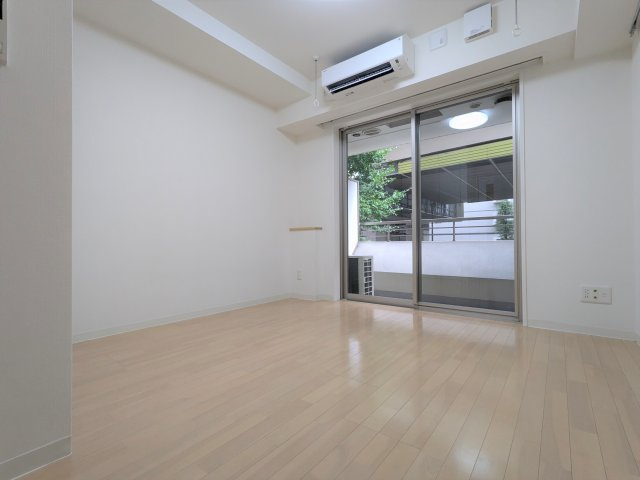 ガーデン板橋氷川町の居間・リビング