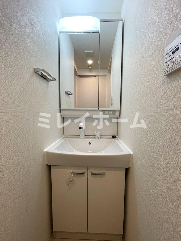 ディアレイシャス田園調布南の洗面所