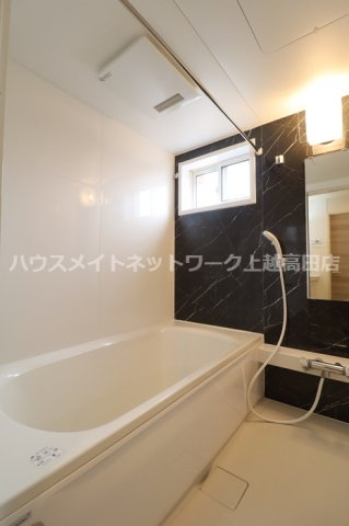 シャインピークス上越妙高 Ｂの浴室|浴室一坪（追焚機能付）