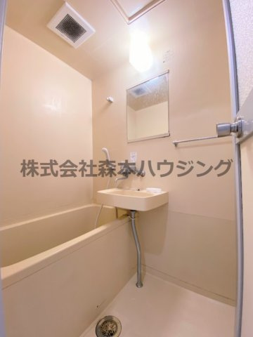 【浴室】 | 　シャンブルⅡ | お風呂で日々の疲れを落としましょう