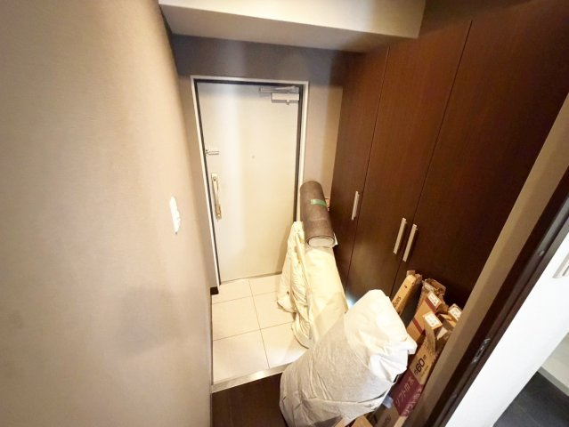 アンフィニⅫ江坂ガーデンの玄関