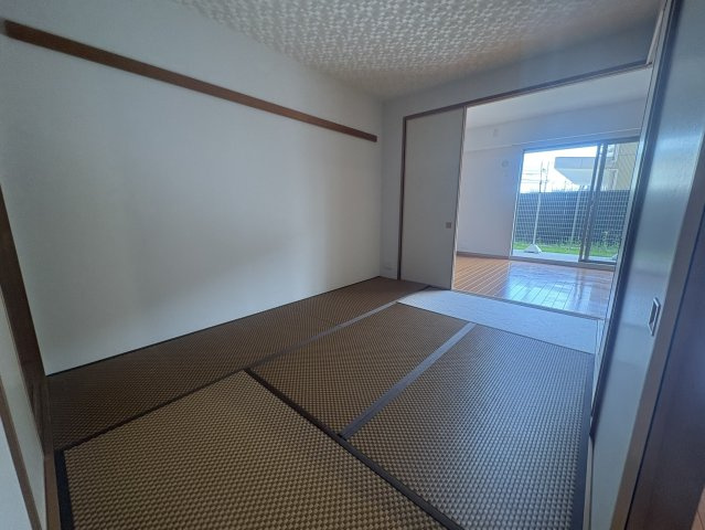 吹田市江の木町の賃貸マンションの和室