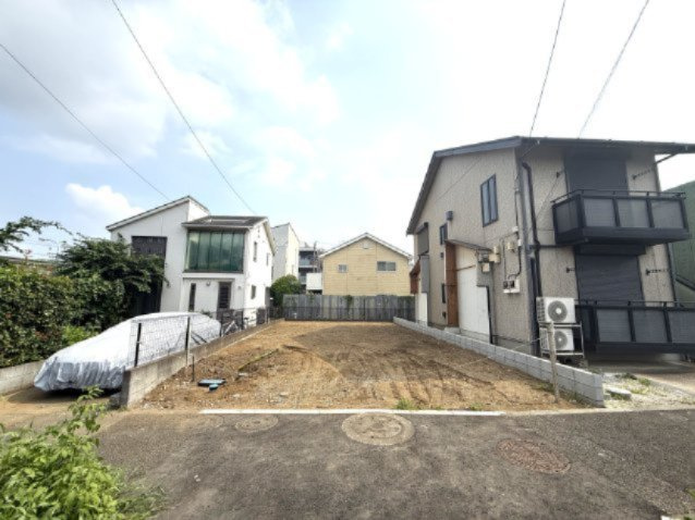【外観】 | 【仲介手数料２２０万円が無料！】■南道路■多摩川の開放的な景色 | 諸費用２２０万円ＯＦＦ！
決算キャンペーン中！
家計応援サービスの限界に挑戦中！
■南道路面につき陽当り良好
■着工前の場合、間取り変更可能
（大幅な変更の場合は土地＋注文建築となります）