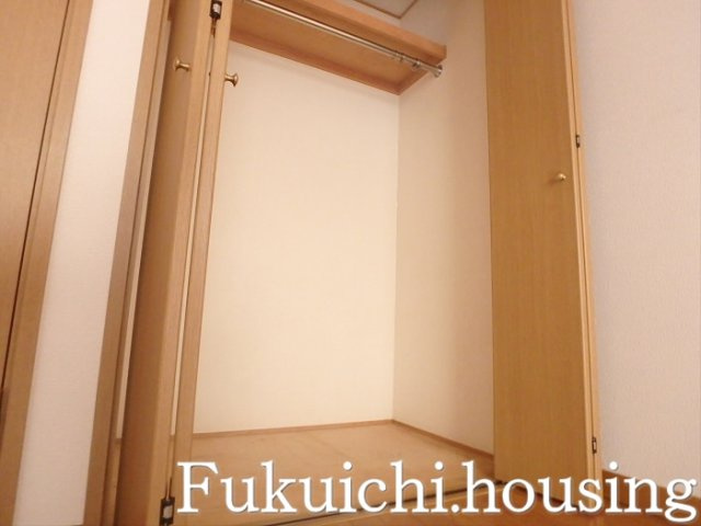 パルコート赤堤の収納