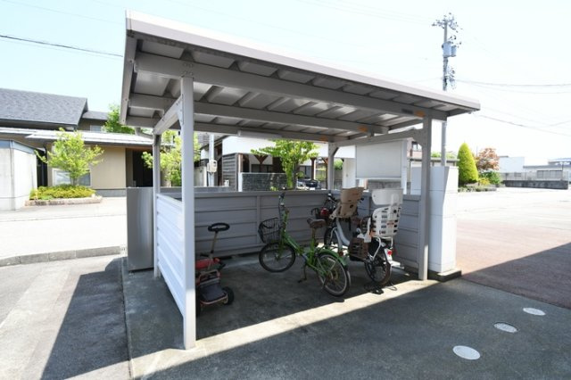 D-room二口