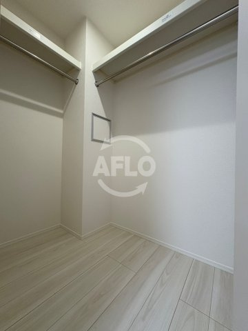 アザレア深江橋のその他|アザレア深江橋　ウォークインクローゼット