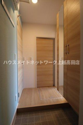 シャインピークス大和 Ａの玄関|玄関