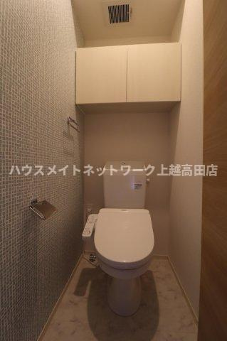 シャインピークス大和 Ａのトイレ|温水洗浄便座