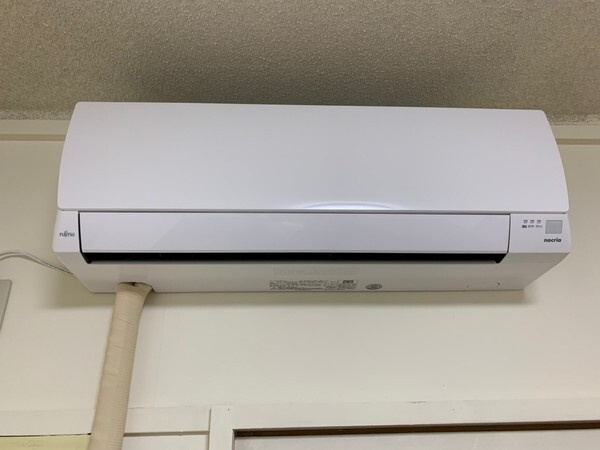 ヴィラナリー新山2号棟の設備|エアコン