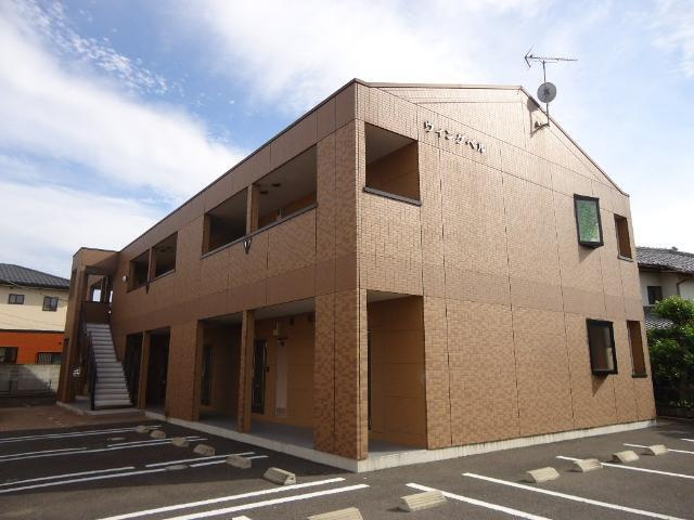 ウイング　ベルの駐車場|外観写真（昼）