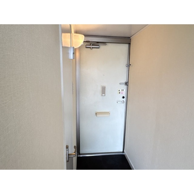 【玄関】 | リブレス小山喜沢