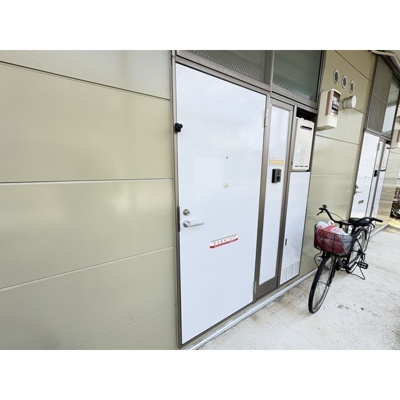 【玄関】 | リブレス小山喜沢