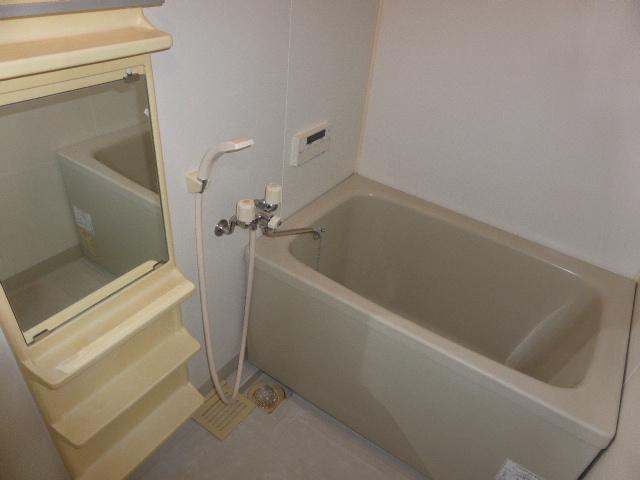メゾン越戸　Ｃの浴室