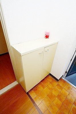 シティハイツ上田の玄関