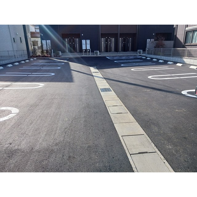 岐阜市水海道２丁目のアパートの駐車場