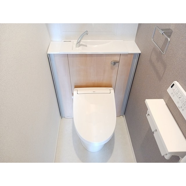 岐阜市水海道２丁目のアパートのトイレ
