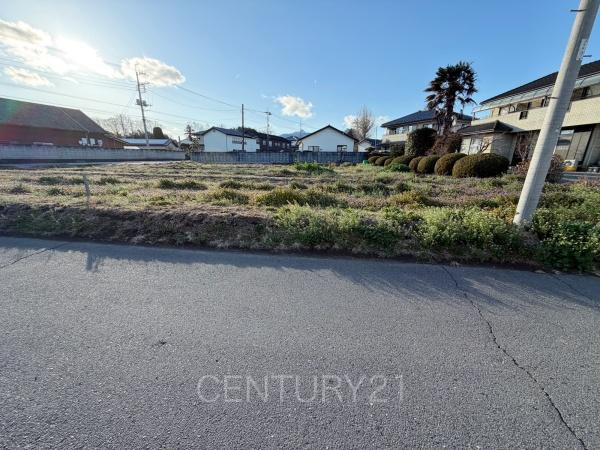 北群馬郡吉岡町大久保土地の前面道路含む現地写真