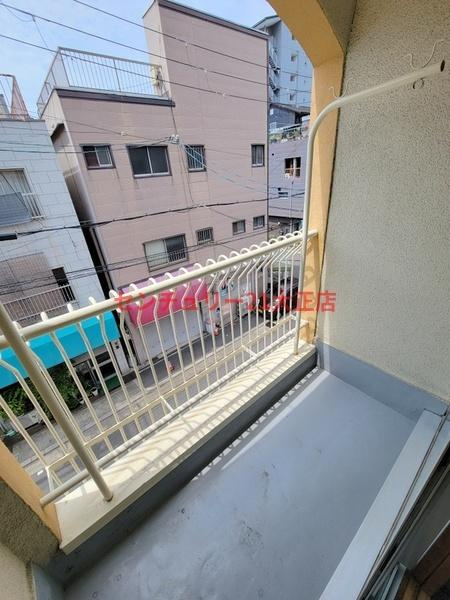 上林マンションのバルコニー