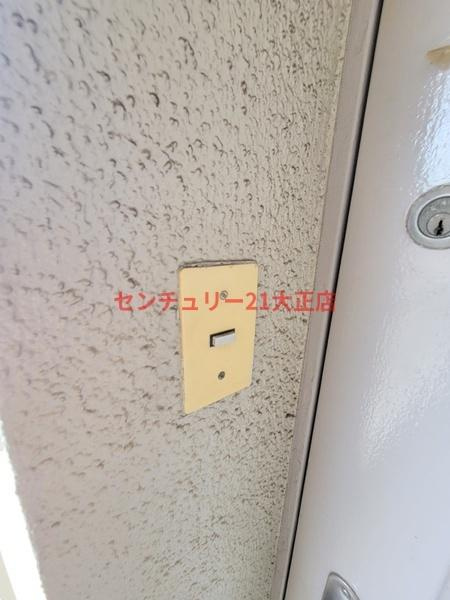上林マンションの玄関