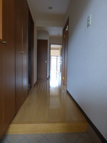 シャルムの玄関