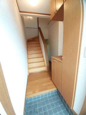 スクエアルート２００１の玄関