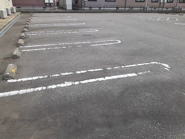 ソレイユ　Ａの駐車場