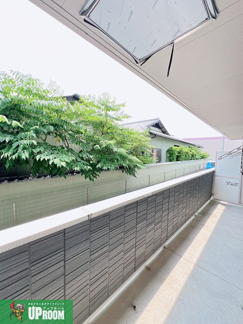 メリーモナークのバルコニー