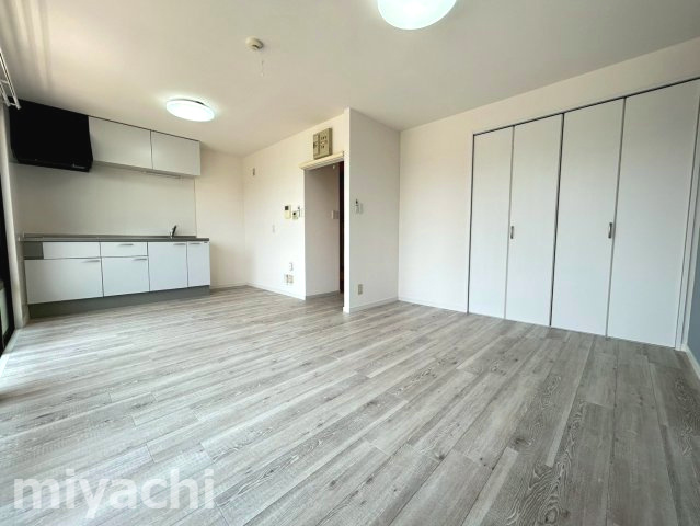 セジュール笹川の洋室