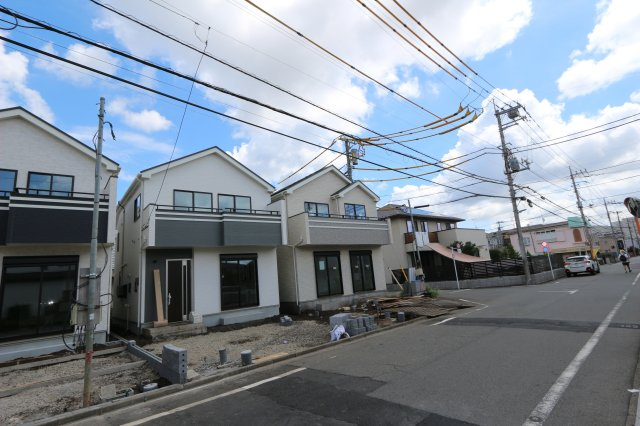 【Heartfull Town】小平市上水南町２丁目506番の外観パース|クリーンな太陽エネルギーを活かす太陽光発電システムを搭載