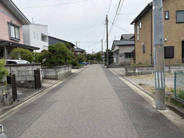 【前面道路含む現地写真】 | 女池3丁目売地