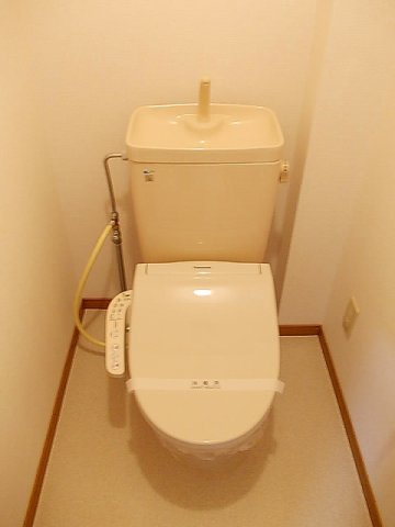 アビタシオン泉のトイレ|ゆったりとした空間のトイレです