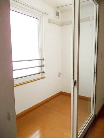 デスパシオの内装|明るい室内です