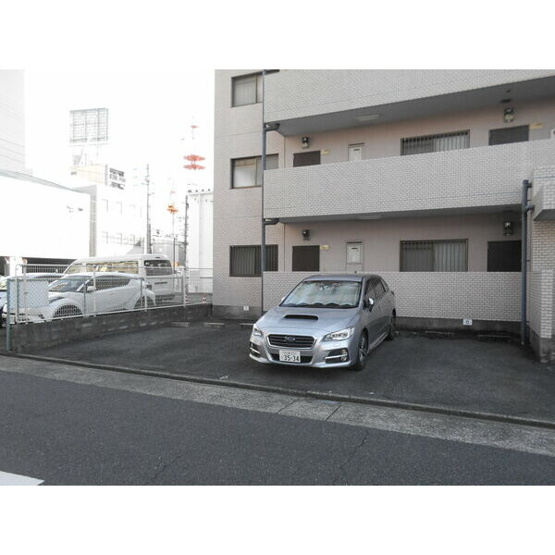 【駐車場】 | ヴィラ・フローラ