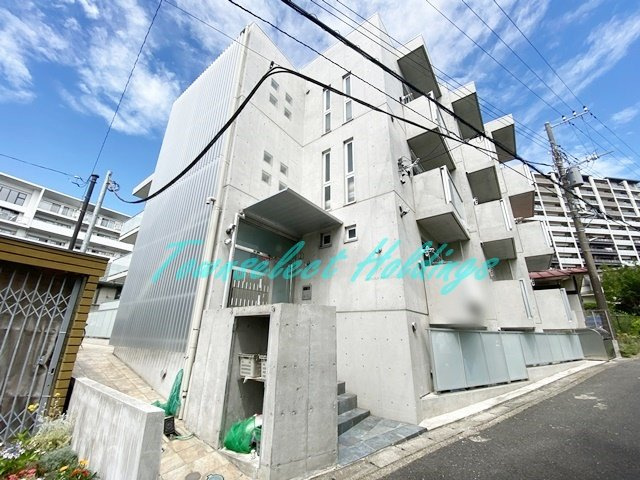 藤沢市藤が岡１丁目の賃貸マンション