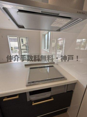 【キッチン】 | 神戸市須磨区若草町2丁目　新築戸建　仲介手数料無料！ | お料理しやすいキッチンです