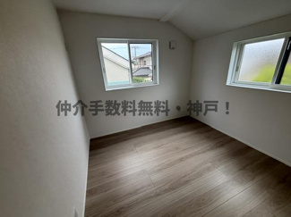 【洋室】 | 神戸市須磨区若草町2丁目　新築戸建　仲介手数料無料！ | 使い勝手のいい洋室です